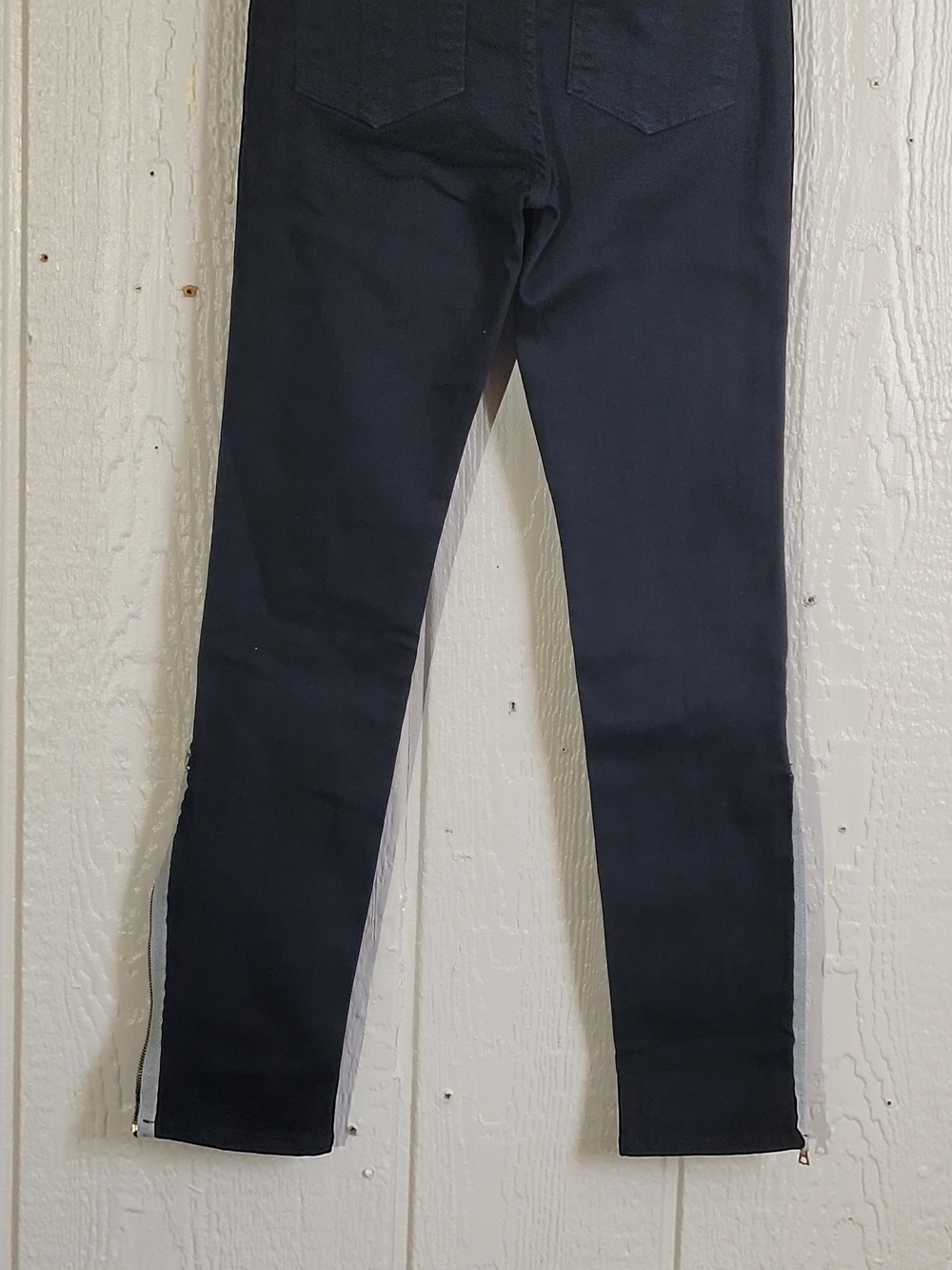 rag & bone Black Jeans with Zipper Details - Picture 4 of 6